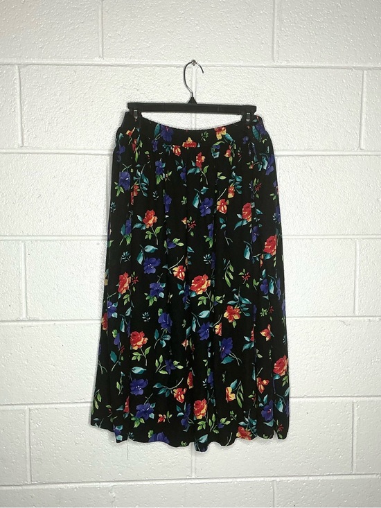 JoRo Designs Dresses & Skirts - < Vintage JoRo Fashions Plus Size Floral Pattern Midi Skirt >